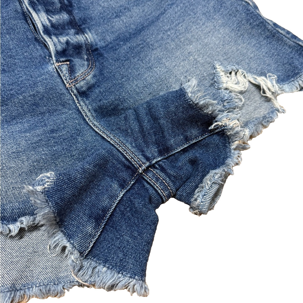 Good American Good 90s Distressed Medium Wash Jean Shorts Women’s Size 4/27 - Picture 4 of 5